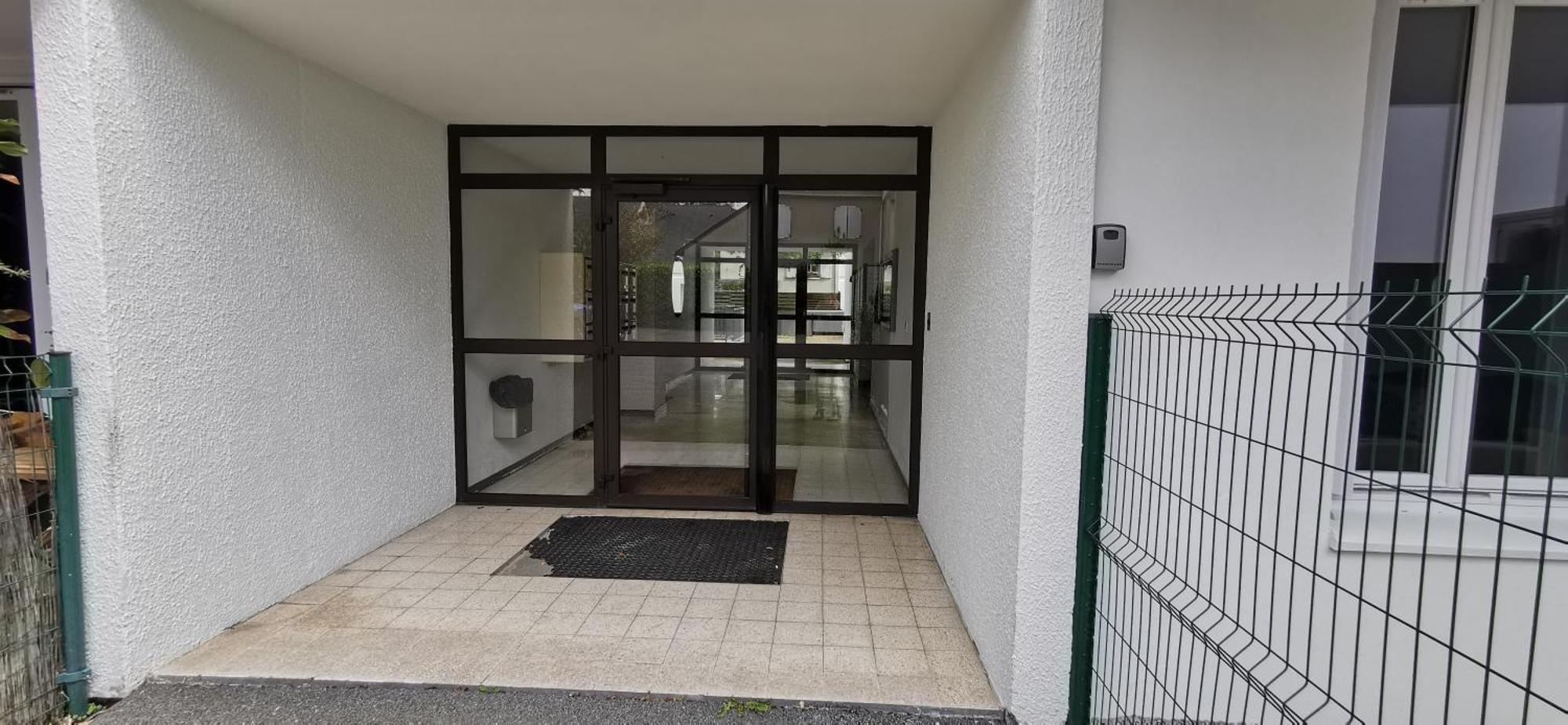Le Patio Tram Paridis Daire Nantes Dış mekan fotoğraf